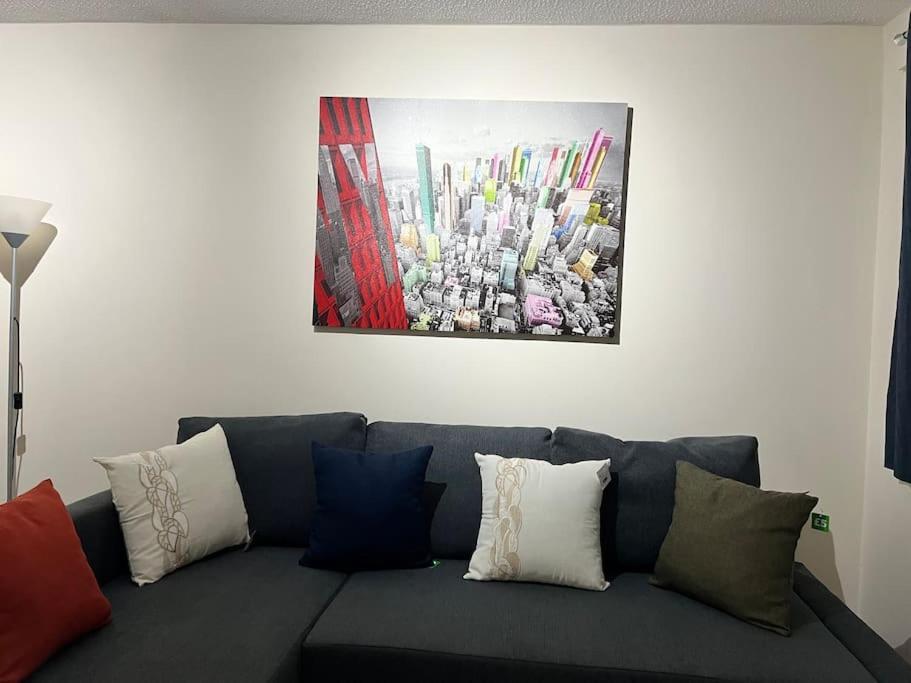 New Manchester Getaway Home - Free Gated Parking With Fob エクステリア 写真