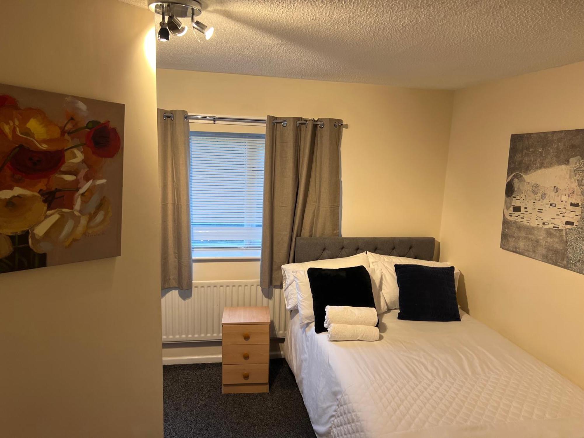 New Manchester Getaway Home - Free Gated Parking With Fob エクステリア 写真